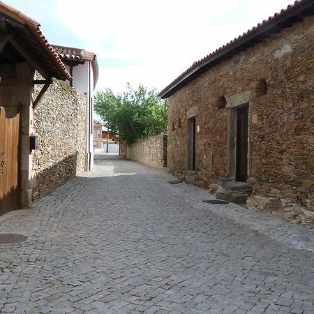 Casas De Campo Da Quinta Entre Rios Mirandela Eksteriør bilde